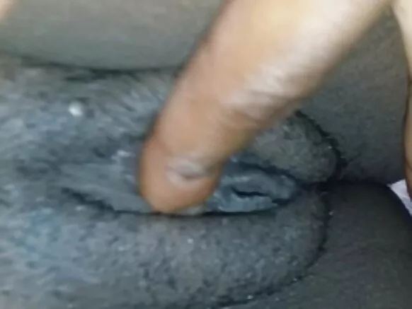 Mwanamke mweusi wa Kusini ameza manii, mwanamke wa Kiafrika amgusa Josie mwenyewe.